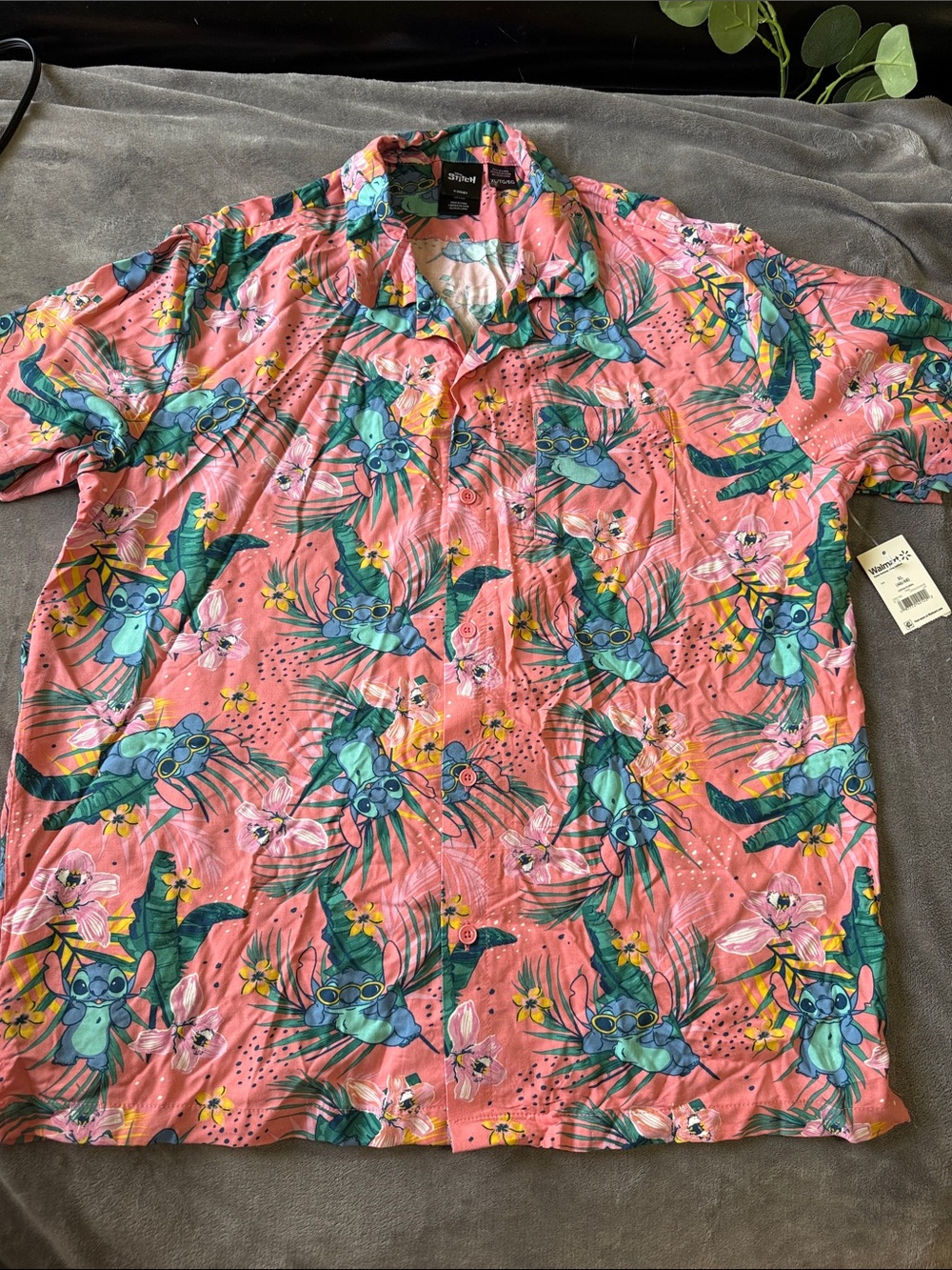 Disneyโs Stitch Button Up